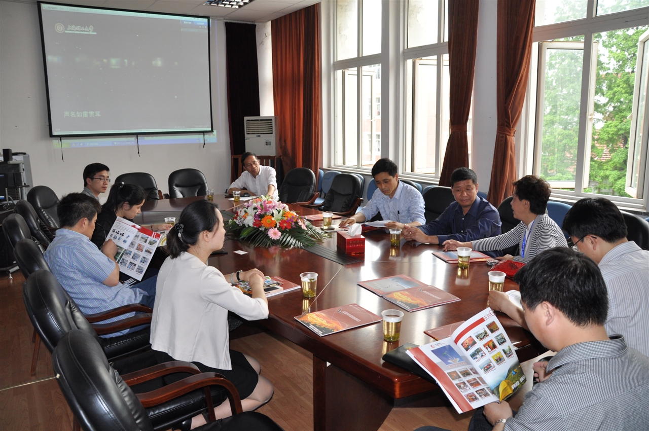 充分发挥校友资源 积极开展校企合作