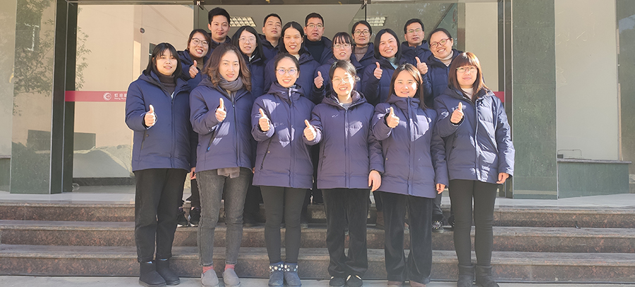 广发（中国）公司统一发放冬季羽绒工作服